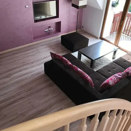 Apartament Przy Sadzie *